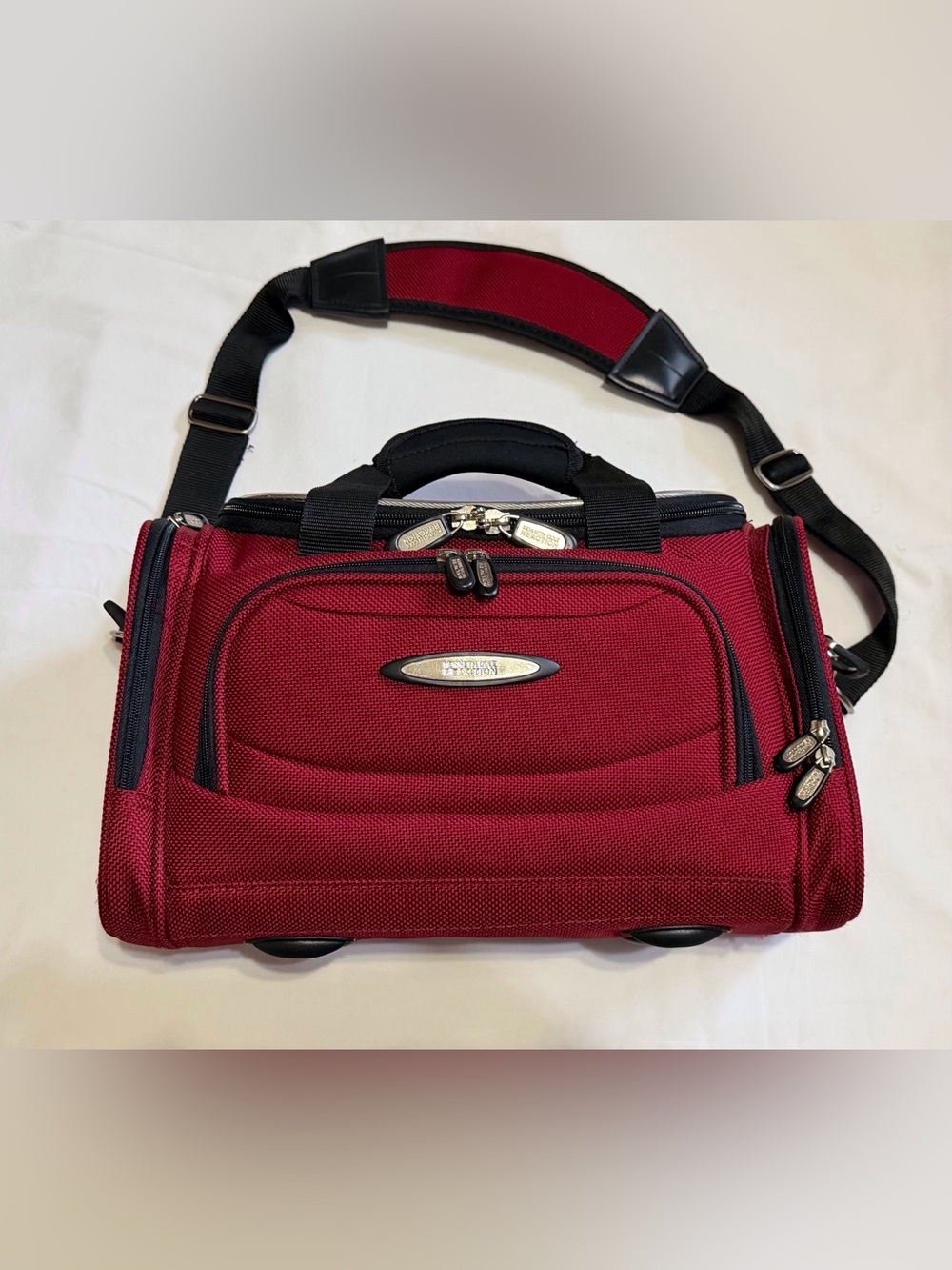 Kenneth Cole Reaction Red Travel Shoulder Bag with Black Trim